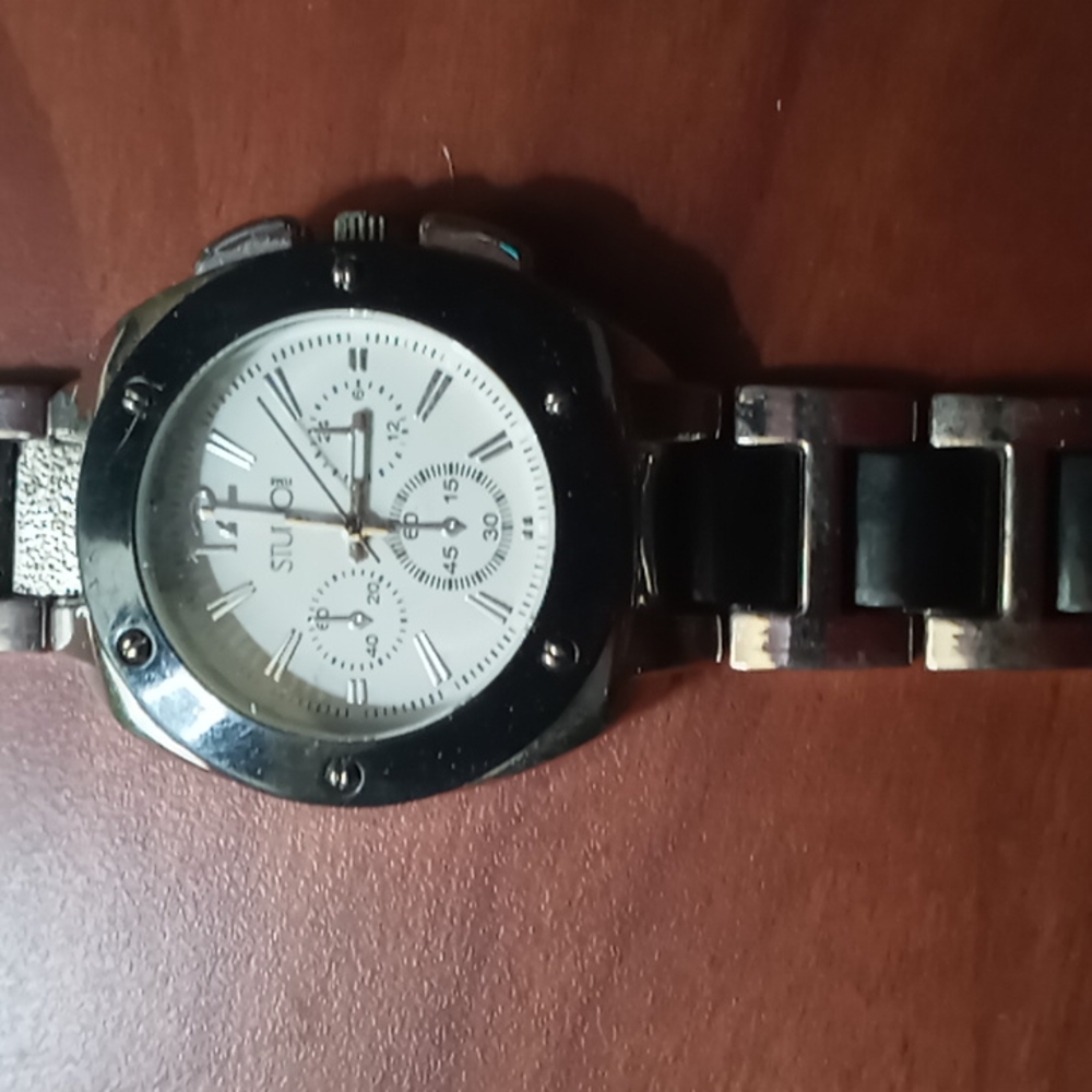 Studio Time watch